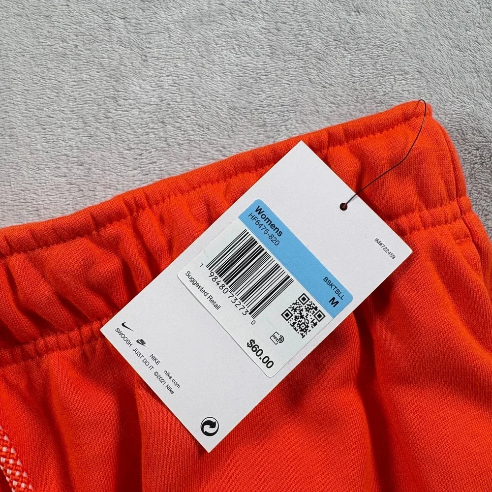 Nike WNBA Fleece Basketball Shorts Women Medium Orange Loose Fit Mid Rise Swoosh